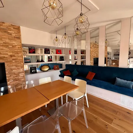 Domaine Isaure Βίλα *